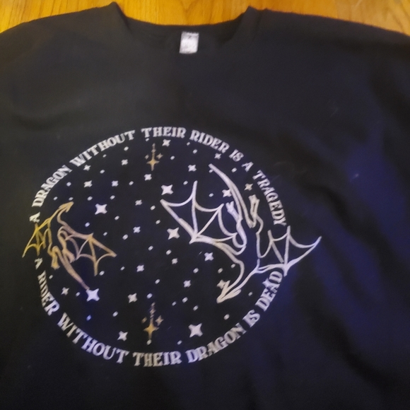 Fourth Wing Sweatshirt - Picture 5 of 11